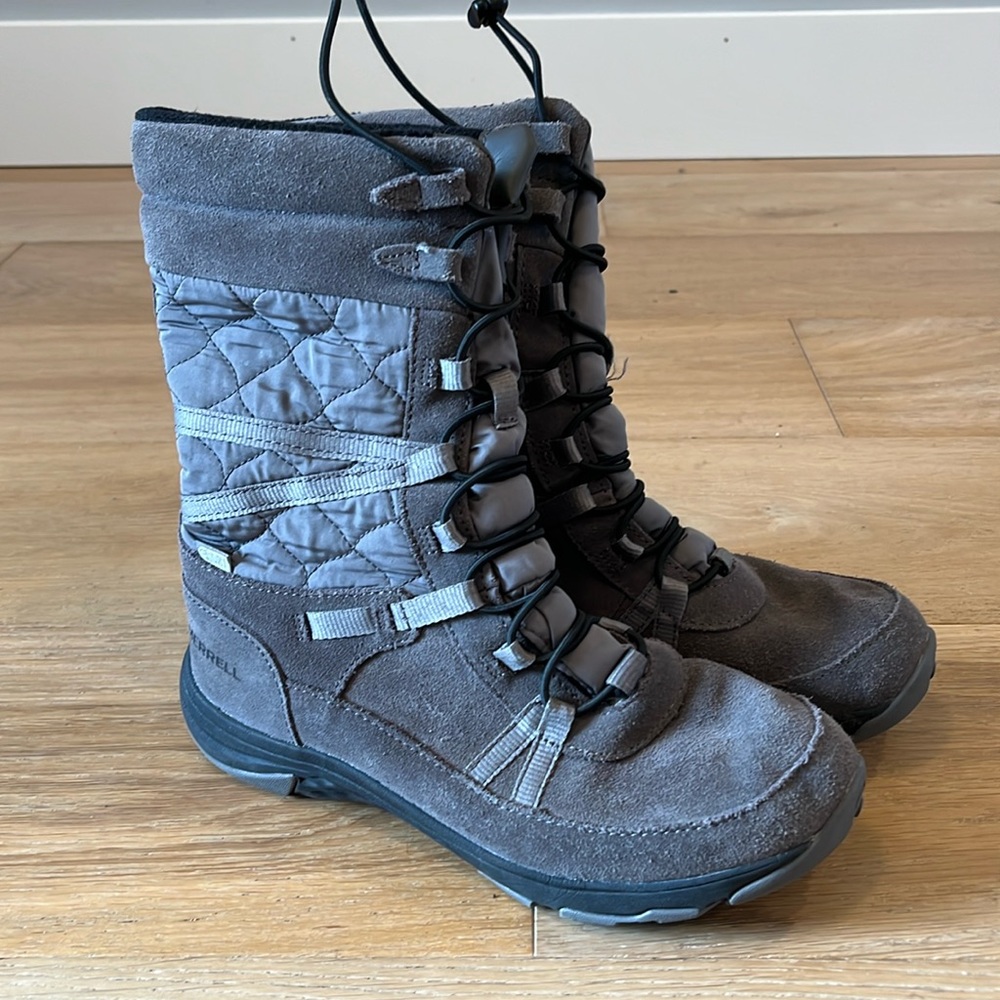 Merrell Approach gray suede boots size 7.5